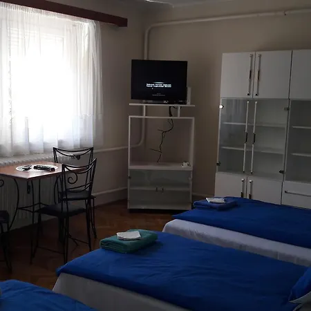 Guest house Pero Vendeghaz *